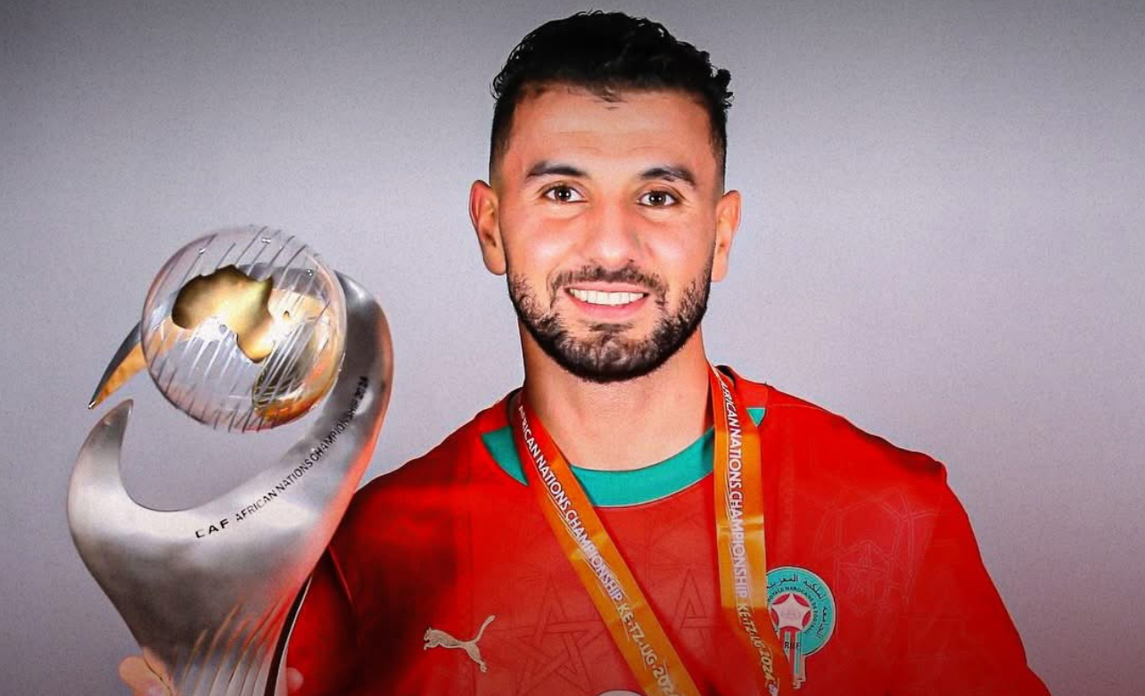 مدرب "الأسود" يوجه الدعوة لأنس باش