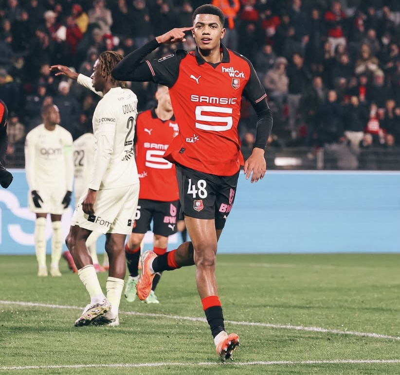 الوافد الجديد على "الأسود" يفرض نفسه في الدوري الفرنسي