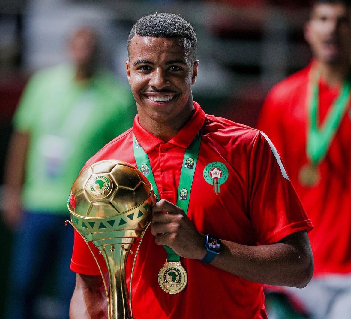 مستجدات الحالة الصحية لمهاجم "الأسود" قبل "الكان"